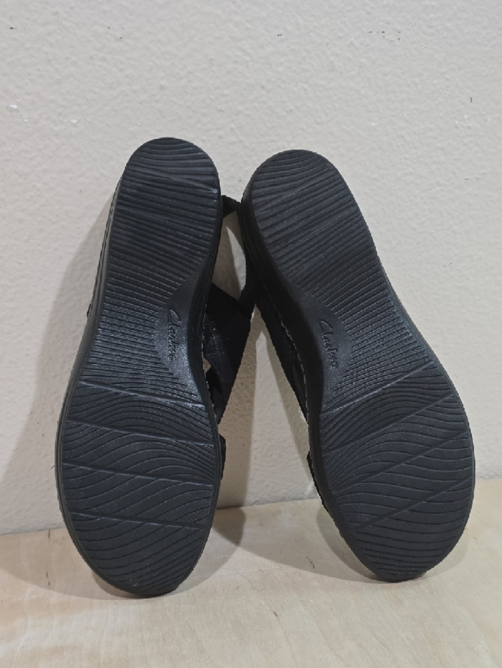 Clarks Black Woven Slingback Comfort Sandals - Picture 13 of 13
